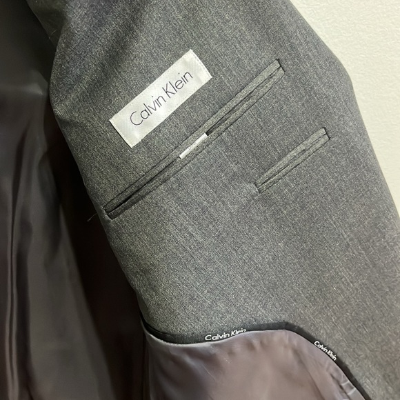 Charcoal grey Calvin Klein suit jacket. - Picture 3 of 3